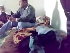 بعد رحلة من قضي أشرطة الفيديو الاباحية على الانترنت ناتاشا