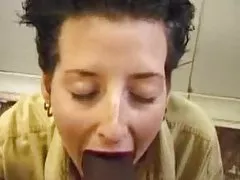 استنشاق الهيليوم و الحب البنات بعد ممارسة الجنس
